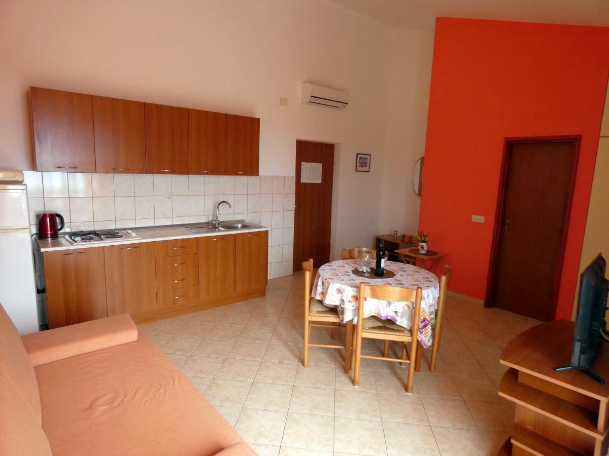 Apartmani Saric Rogoznica Зечево Екстер'єр фото