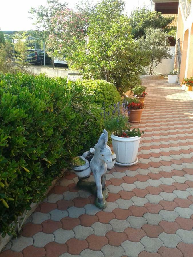 Apartmani Saric Rogoznica Зечево Екстер'єр фото